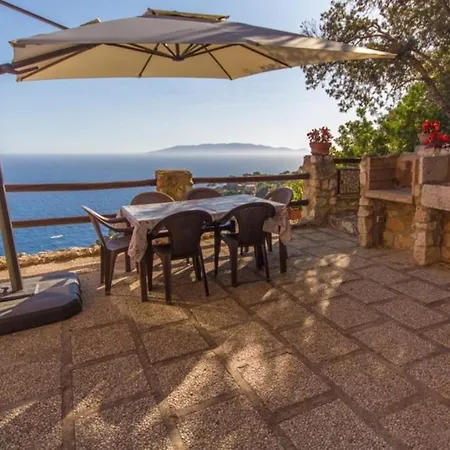 Tuca Tuca Si, Sea View Terrace And Private Dom wakacyjny *