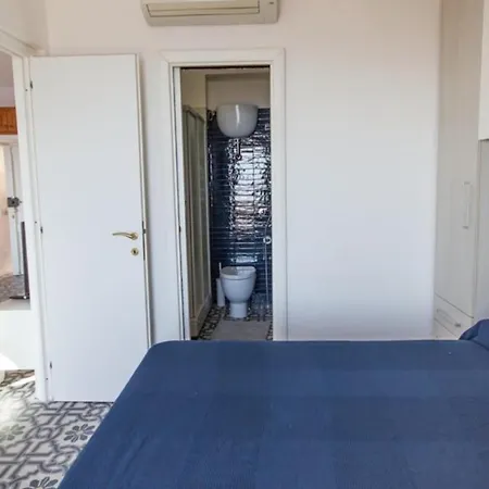 Tuca Tuca Si, Sea View Terrace And Private Holiday home *